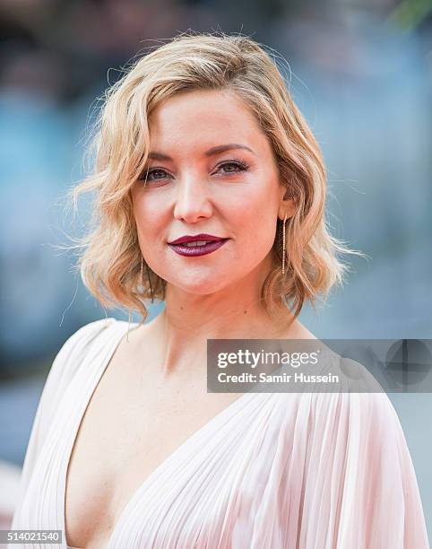 Kate Hudson arrives for the european premiere of 'Kung Fu Panda 3' at Odeon Leicester Square on March 6, 2016 in London, England.