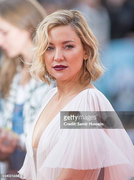 Kate Hudson arrives for the european premiere of 'Kung Fu Panda 3' at Odeon Leicester Square on March 6, 2016 in London, England.