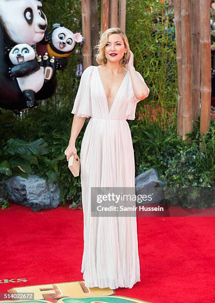 Kate Hudson arrives for the european premiere of 'Kung Fu Panda 3' at Odeon Leicester Square on March 6, 2016 in London, England.