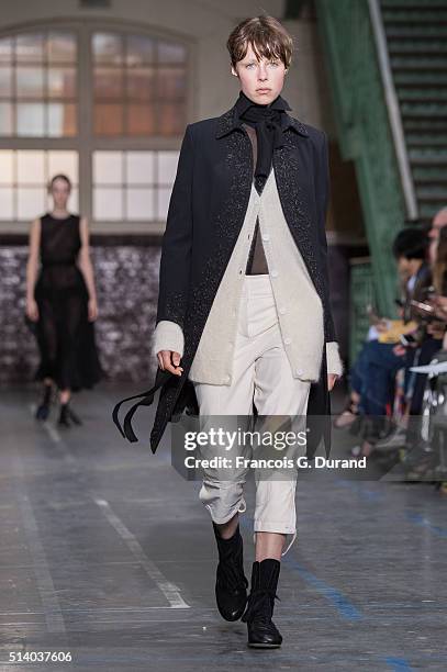 Model Edie Campbell walks the runway during the John Galliano show as part of the Paris Fashion Week Womenswear Fall/Winter 2016/2017 on March 6,...