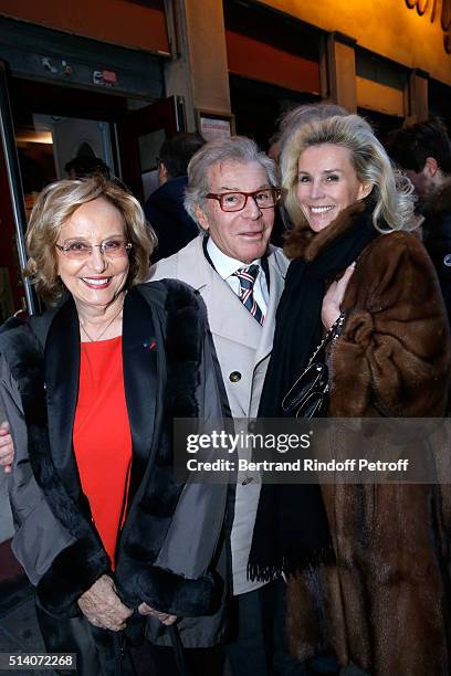 Co-Autor of the Theater Play Edwige Antier, Jean-Daniel Lorieux and his companion Laura Restelli Brizard attend the "Garde Alternee" : Theater Play...