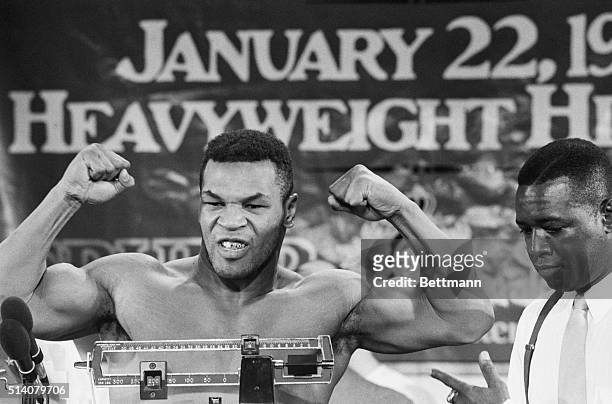 Mike Tyson Flexing at Weigh-in