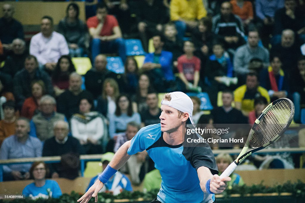 Romania vs Slovenia in Davis Cup, first round tie, day 1