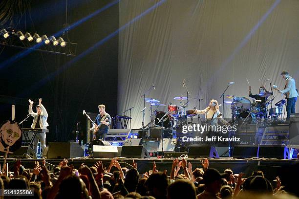 Mumford & Sons performs on stage at the Okeechobee Music & Arts Festival, Day 4, on March 6, 2016 in Okeechobee, Florida.