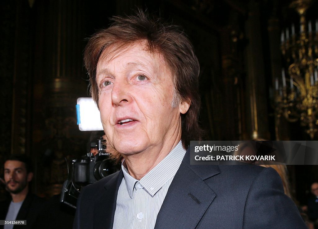 FASHION-FRANCE-MCCARTNEY-CELEBS