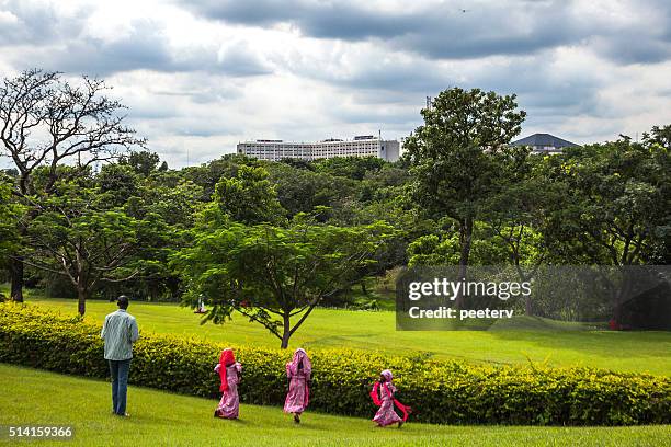 millennium park. abuja, nigeria. - abuja stock-fotos und bilder