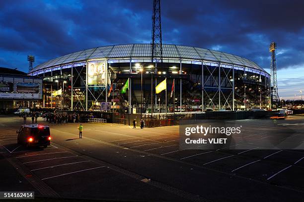 stadion feijenoord in rotterdam - de kuip stadion stock pictures, royalty-free photos & images