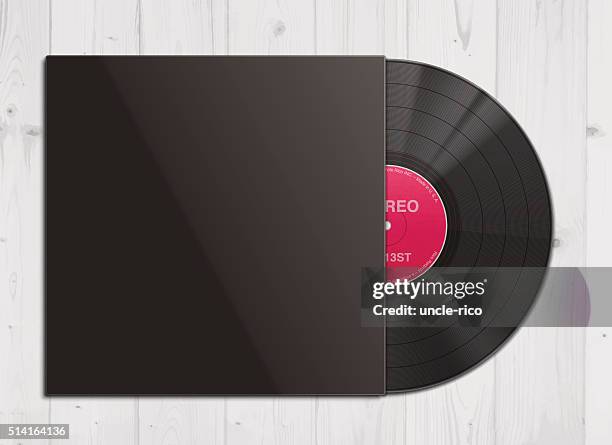 ilustraciones, imágenes clip art, dibujos animados e iconos de stock de vinilo registrar en la cubierta sobre fondo de madera - album covers