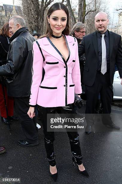 Deborah Hung arrives at the Giambattista Valli show as part of the Paris Fashion Week Womenswear Fall/Winter 2016/2017 on March 7, 2016 in Paris,...