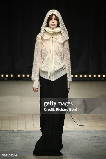 Model walks the runway during the Veronique Branquinho show as part of the Paris Fashion Week Womenswear Fall/Winter 2016/2017 on March 7, 2016 in...