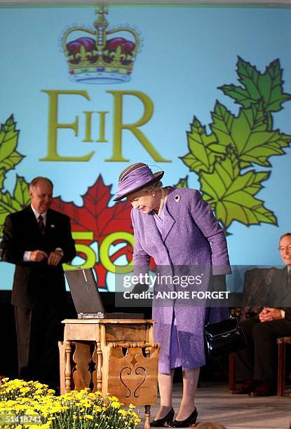 Half Human Half Computer Photos and Premium High Res Pictures - Getty ...