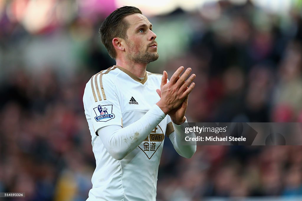 Swansea City v Norwich City - Premier League