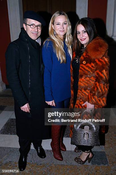 Stylist of Sonia Rykiel, Julie de Libran pose between Jean-Marc Loubier with his wife Hedieh after the Sonia Rykiel show as part of the Paris Fashion...