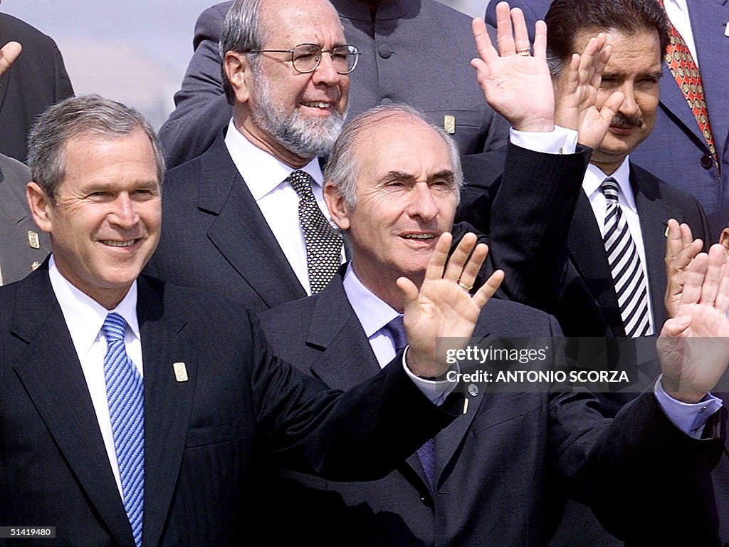 The Presidents of the US George W. Bush (L), Argen