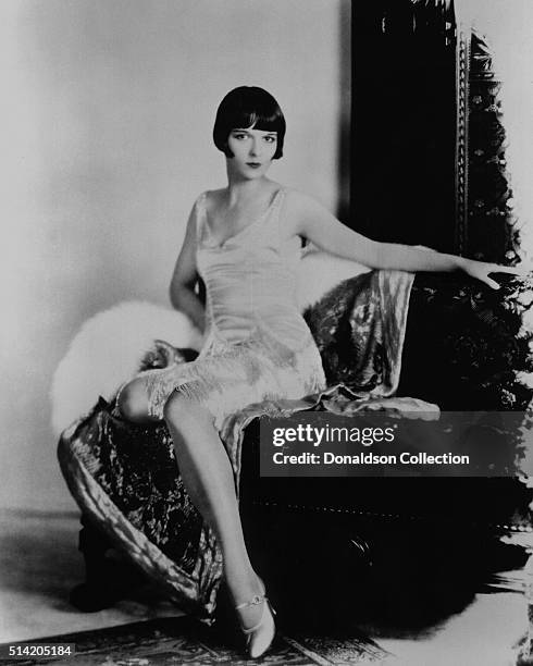 Actress Louise Brooks poses for a portrait session in circa1926.