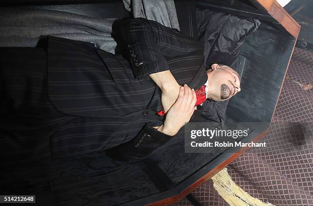 50 The Life Death Of Kenyon Phillips Stock Photos, High-Res Pictures ...