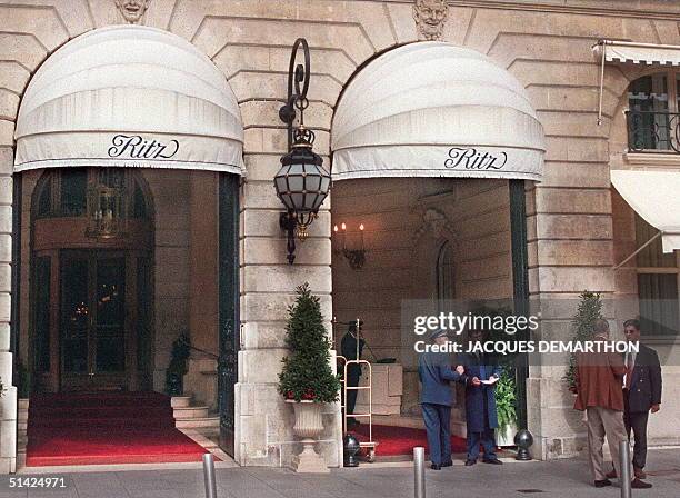 Dodi Fayed Ritz 114 1997 Ritz Paris Stock Photos, High-Res Pictures, and Images - Getty ...