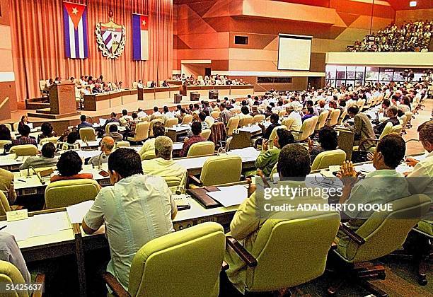 The Cuban parliament in Havana discusses the situation with six-year-old Elian Gonzalez during their IV Working Session 20 December, 1999....