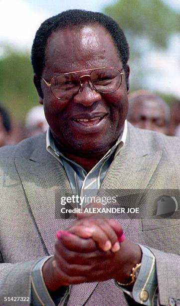 Malawi President-elect Bakili Muluzi of Malawi's United Democratic Front Party during a tour of Blantyre, 18 May 1995. Muluzi is set to become...