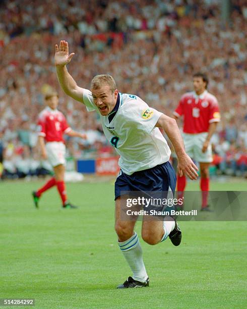 Foto vintage Calcio, Premier League 1999, Alan Shearer con il Newcastle | eBay Foto vintage Calcio, Premier League 1999, Alan Shearer con il Newcastle | eBay