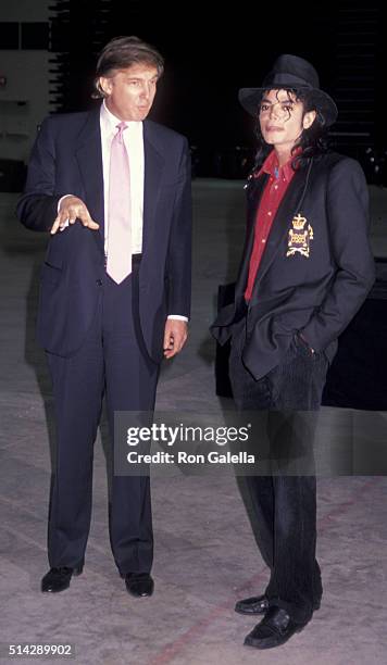 Donald Trump and Michael Jackson attend Taj Mahal Grand Opening on April 6, 1990 Atlantic City, New Jersey.