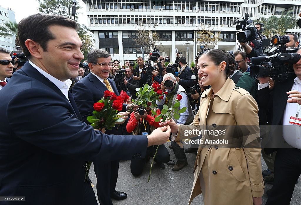 Davutoglu - Tsipras meeting in Izmir