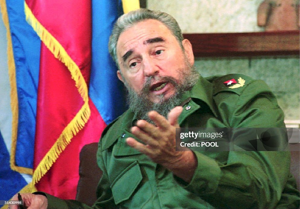 PCdoB: Fidel Castro está presente!