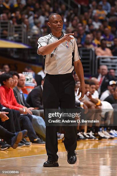 Mike Mathis Ref 592 Michael Smith Referee Photos & High Res Pictures - Getty Images