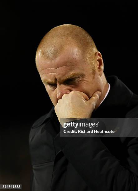 Burnley manager Sean Dyche during the Sky Bet Championship match between Fulham and Burnley at Craven Cottage on March 8, 2016 in London, United...