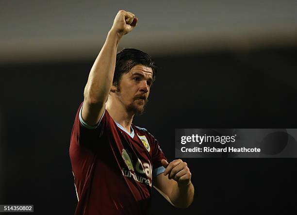 Joey Barton of Burnley celebrates victory at the final whistle during the Sky Bet Championship match between Fulham and Burnley at Craven Cottage on...