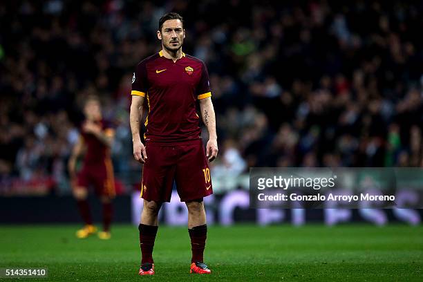 Francesco Totti of AS Roma looks on during the UEFA Champions League Round of 16 Second Leg match between Real Madrid CF and AS Roma at Estadio...