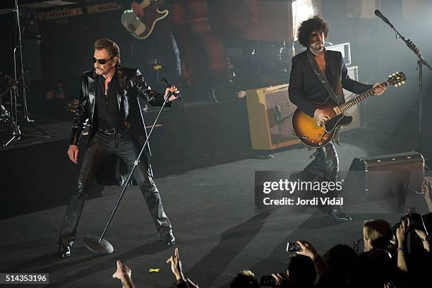 Johnny Hallyday performs on stage during Suite Festival at Gran Teatre del Liceu on March 8, 2016 in Barcelona, Spain.