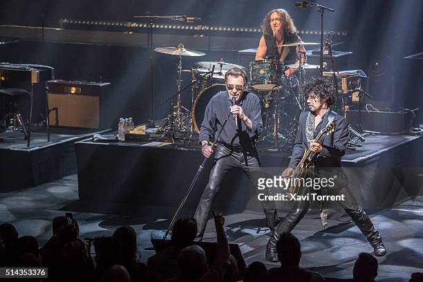 Johnny Hallyday performs in concert at Gran Teatre del Liceu on March 8, 2016 in Barcelona, Spain.
