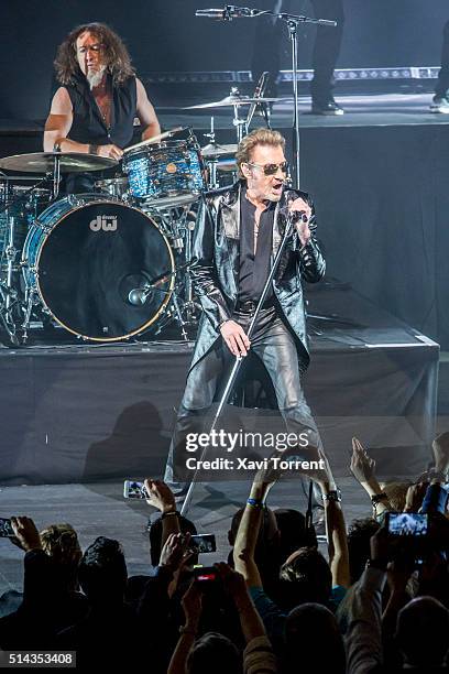 Johnny Hallyday performs in concert at Gran Teatre del Liceu on March 8, 2016 in Barcelona, Spain.