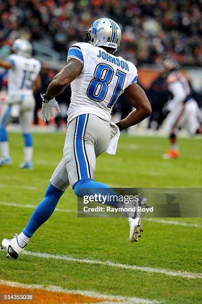 Detroit Lions wide receiver Calvin Johnson plays against the Chicago Bears at Soldier Field in Chicago, Illinois on January 3, 2016.