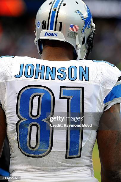 Detroit Lions wide receiver Calvin Johnson plays against the Chicago Bears at Soldier Field in Chicago, Illinois on January 3, 2016.