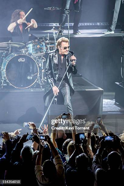 Johnny Hallyday performs in concert at Gran Teatre del Liceu on March 8, 2016 in Barcelona, Spain.