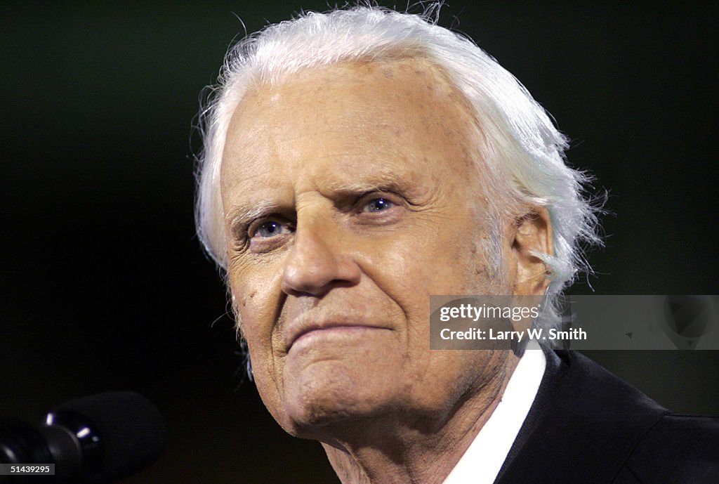 Billy Graham Speaks In Kansas City