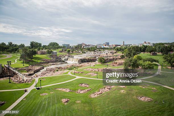 falls park - sioux falls stock pictures, royalty-free photos & images