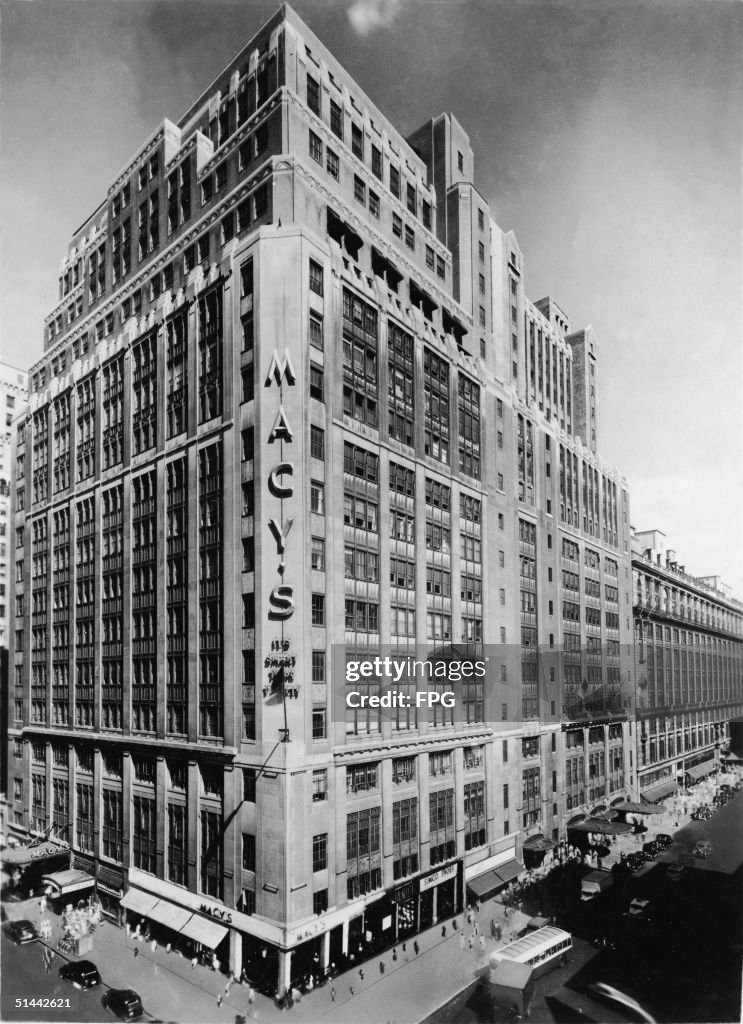 Macy's Addition On 34th Street