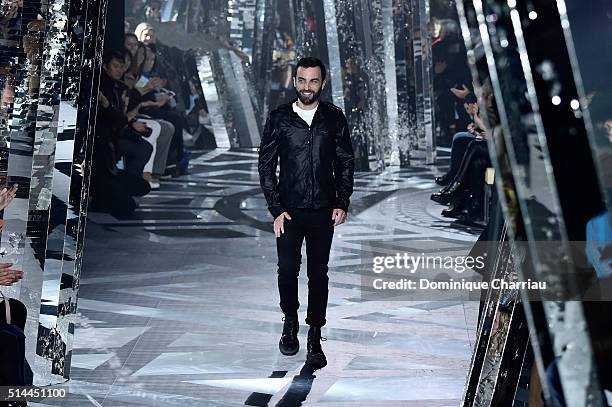 Designer Nicolas Ghesquiere walks the runway during the Louis Vuitton show as part of the Paris Fashion Week Womenswear Fall/Winter 2016/2017 on...