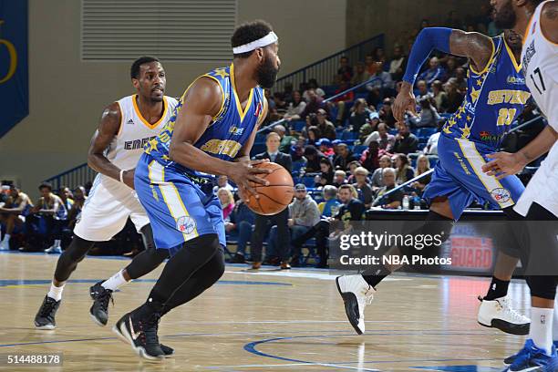 Baron Davis of the Delaware 87ers dribbles the ball against the Iowa Energy on March 4, 2016 at the Bob Carpenter Center in Newark, Delaware. NOTE TO...