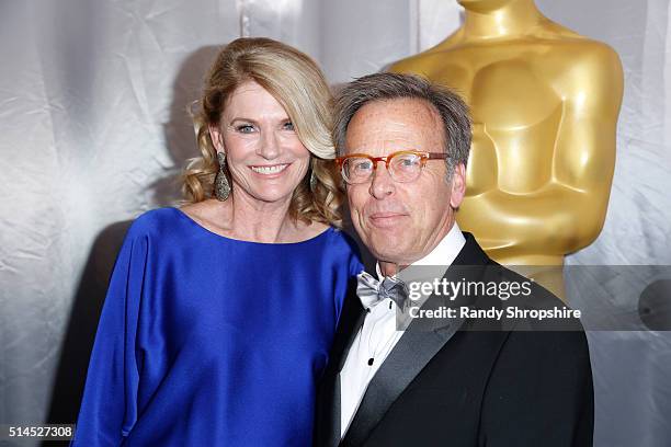 Lezlie Johnson and producer Mark Johnson attend the 88th Annual Academy Awards at Hollywood & Highland Center on February 28, 2016 in Hollywood,...