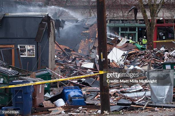 Seattle Explosion Seattle Fire Department Photos and Premium High Res Pictures - Getty Images