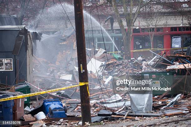Seattle Explosion Seattle Fire Department Photos and Premium High Res Pictures - Getty Images