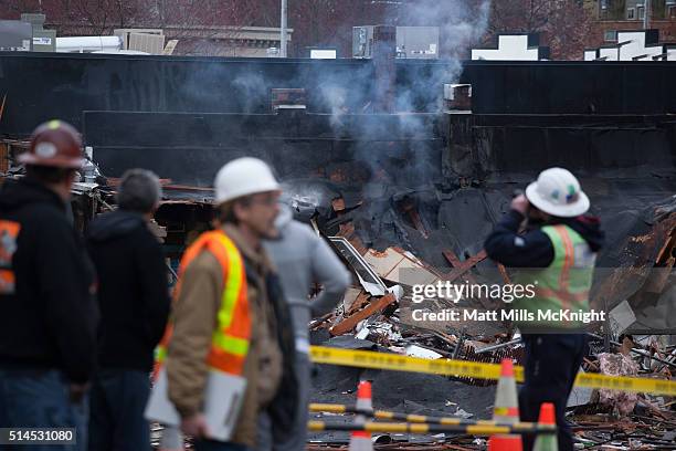 Seattle Explosion Seattle Fire Department Photos and Premium High Res Pictures - Getty Images