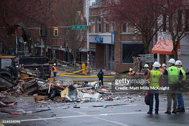 Seattle Explosion Seattle Fire Department Photos and Premium High Res Pictures - Getty Images