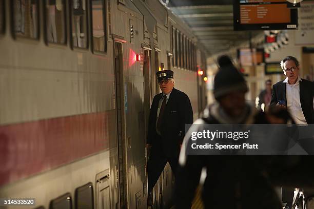 Conductor Train/bus 34 Us Ny Transit Strike Conductor Stock Photos, High-Res Pictures, and ...