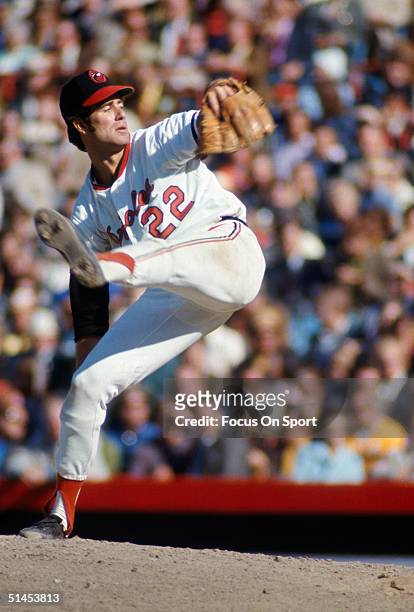 Jim Palmer of the Baltimore Orioles pitches during the World Series against the Pittsburgh Pirates at Memorial Stadium on October 1971 in Baltimore,...