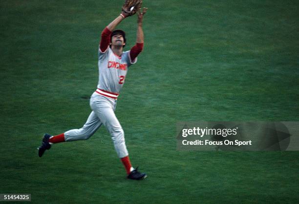 Cesar Geronimo Reds Cesar Geronimo @20of the the Cincinnati Reds catches a fly ball... News ...
